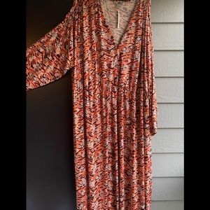 ASOS design Curve long sleeve animal print maxi!